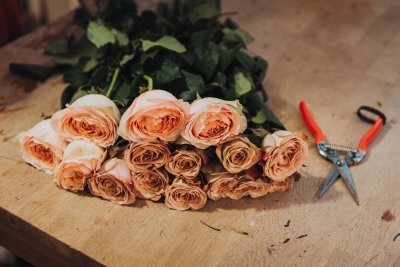 How to arrange your Valentine Roses