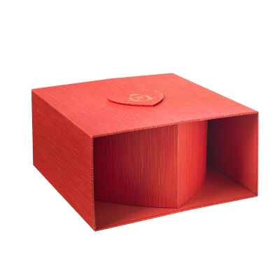 Oxford Heart Shape Box Lined Red Gold Foil