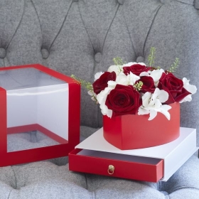 Red Aria Lined Heart Shaped Gift Box Valentines