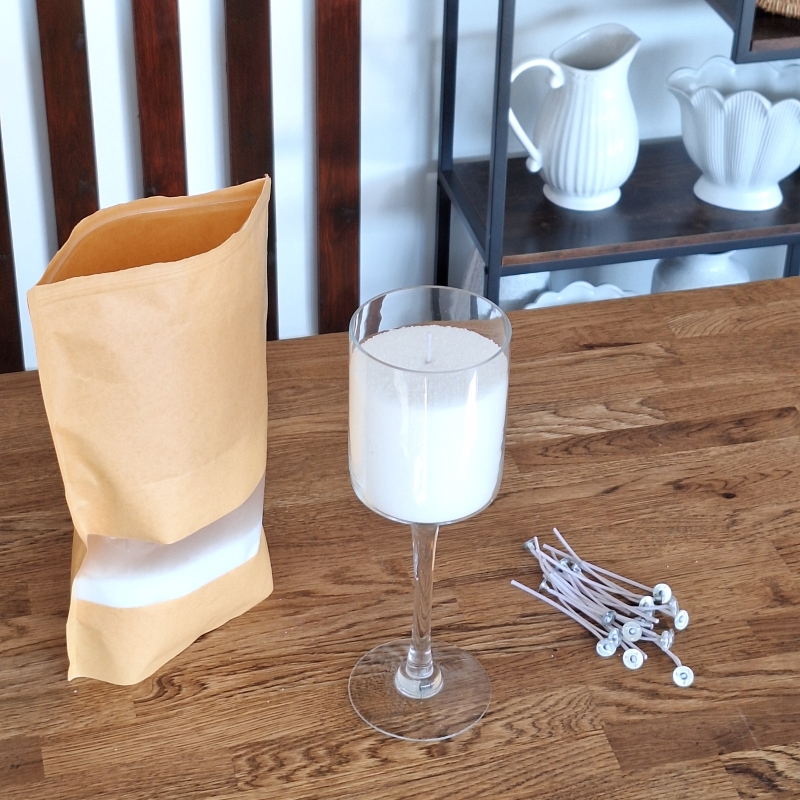 OASIS® Floral Wax Sand 1KG Bag White